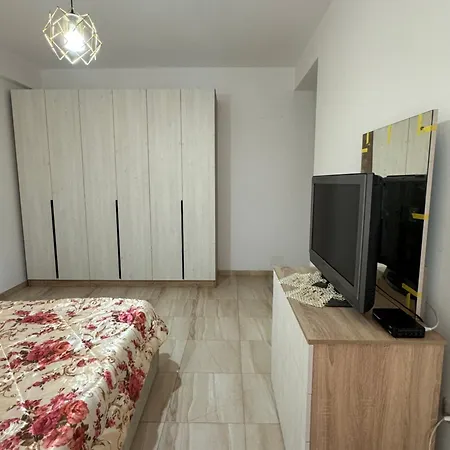 Genti Apartament Apartment *